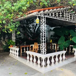 https://hostal-majak-chapultepec.guadalajarahotels.info